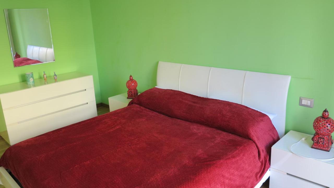 Laura House Apartment Napoli Bagian luar foto